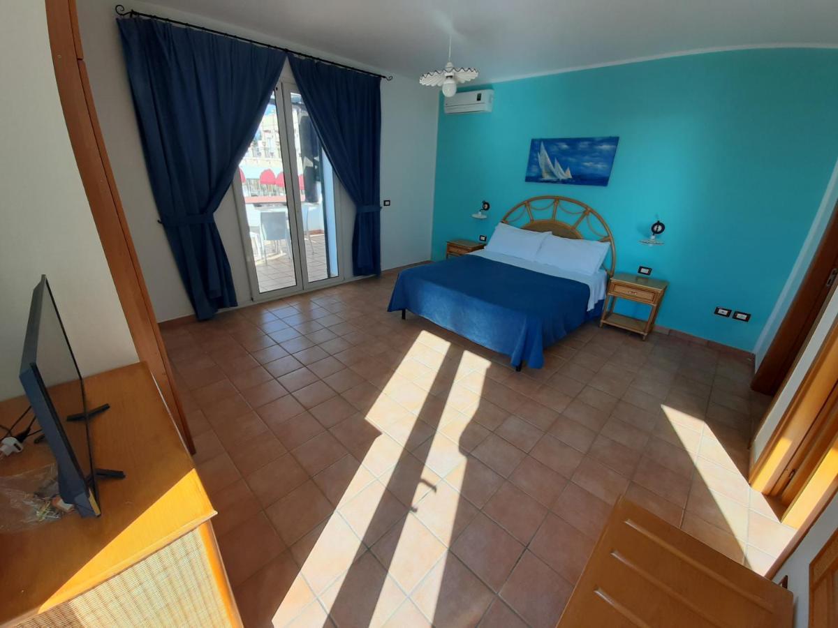 Hotel Messapia & 4*